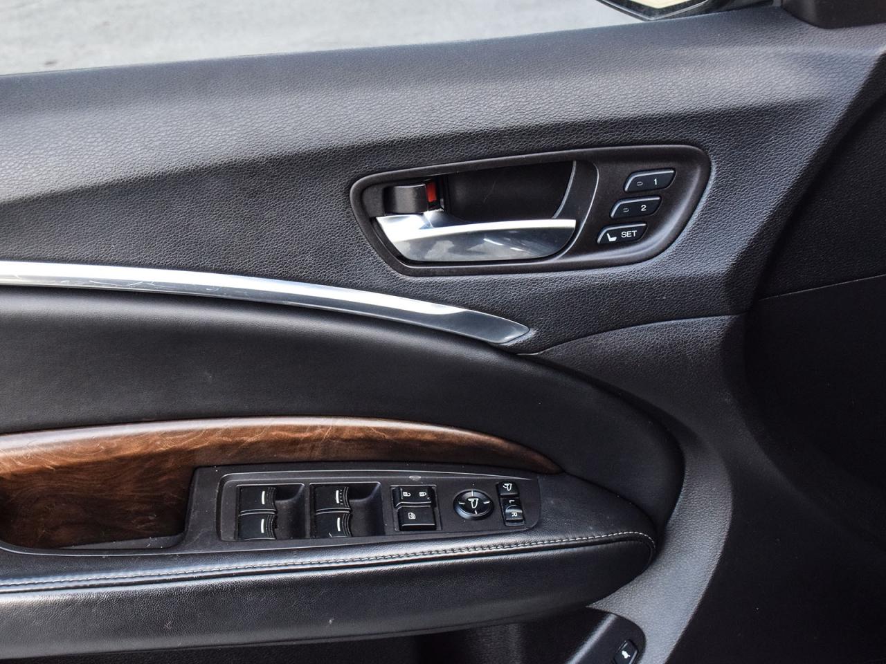 2017 Acura MDX Elite Pkg Photo4