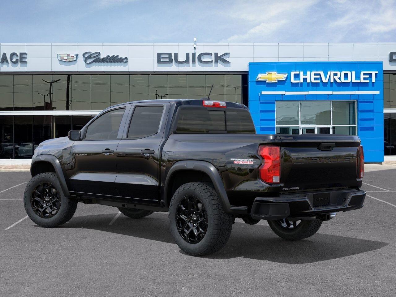 2026 Chevrolet Colorado 4WD Crew Cab Trail Boss Courtesy Vehicle DEMO Photo3