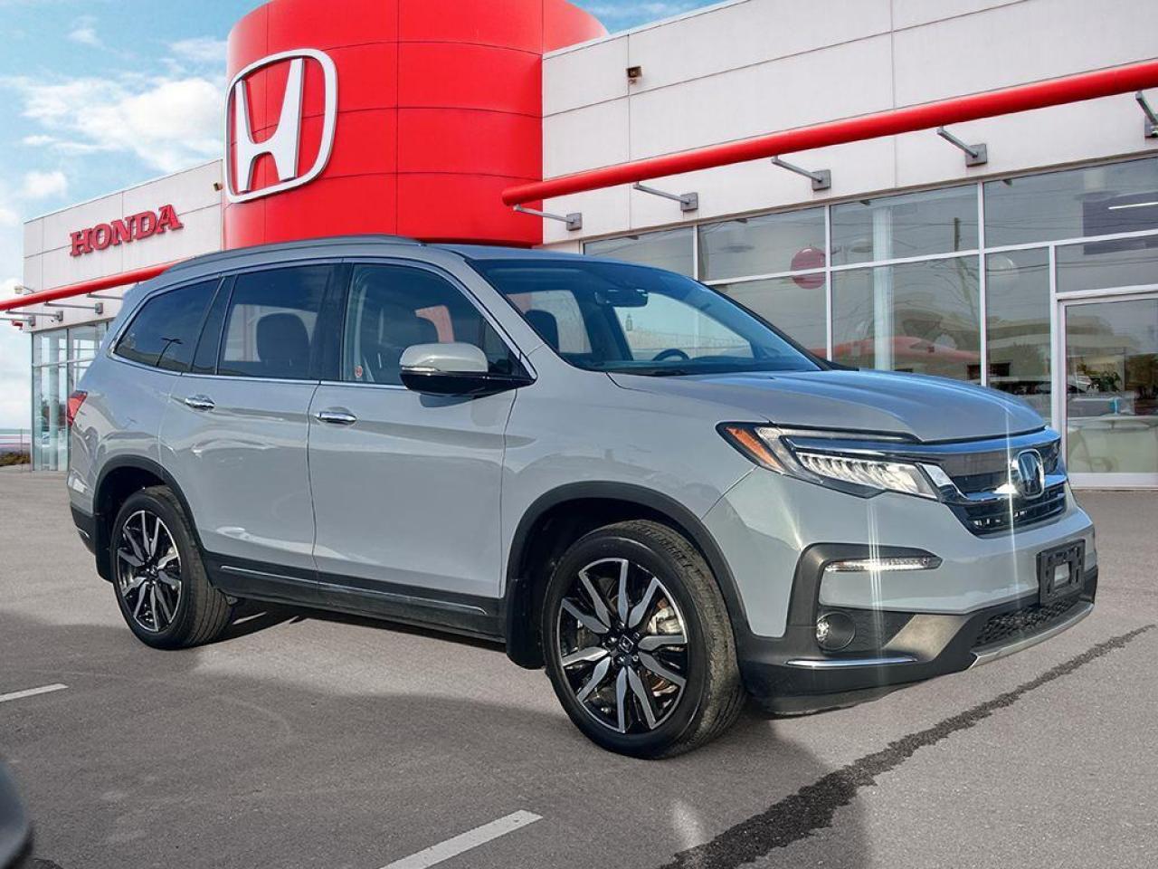 2022 Honda Pilot Touring l Navigation System l Power Moonroof Photo