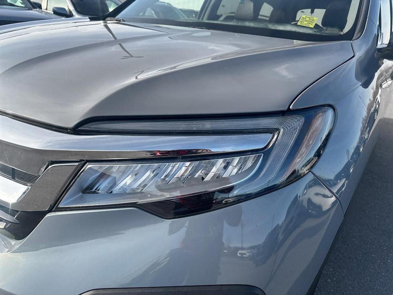 2022 Honda Pilot Touring l Navigation System l Power Moonroof Photo