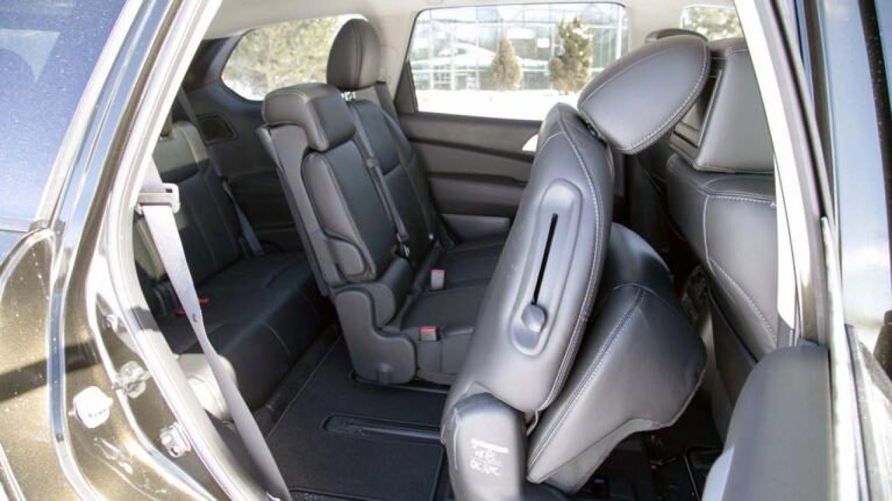 2016 Nissan Pathfinder SL AWD Dual Sunroof Navi Photo