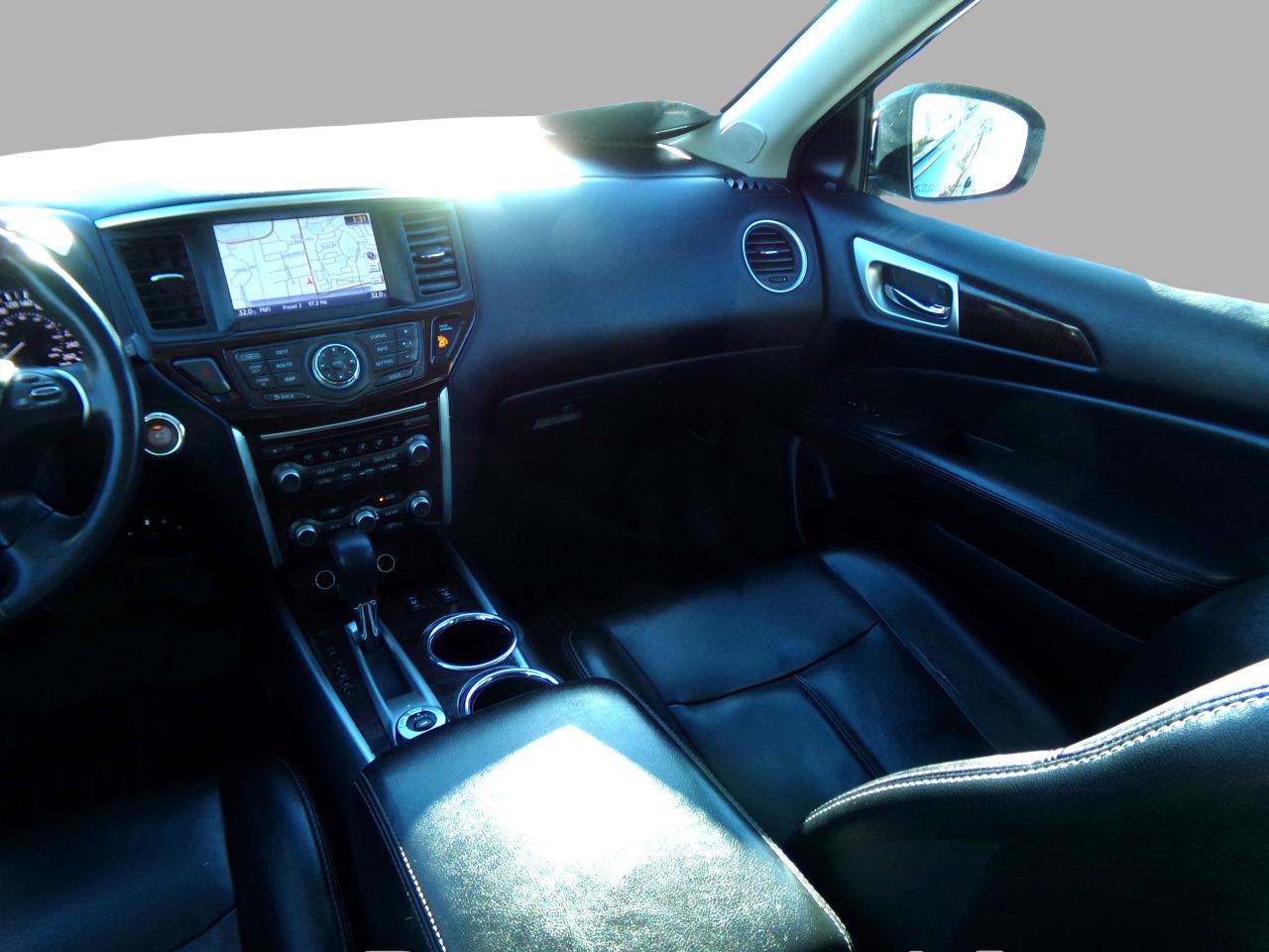 2016 Nissan Pathfinder SL AWD Dual Sunroof Navi Photo