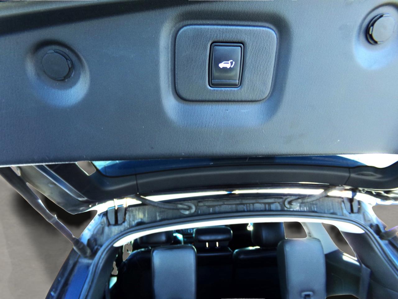 2016 Nissan Pathfinder SL AWD Dual Sunroof Navi Photo