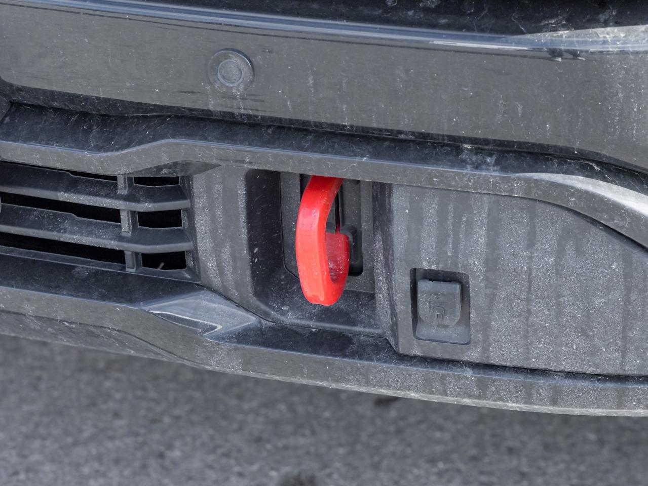 2025 GMC Sierra 1500 4WD Crew Cab 147  AT4 Photo2