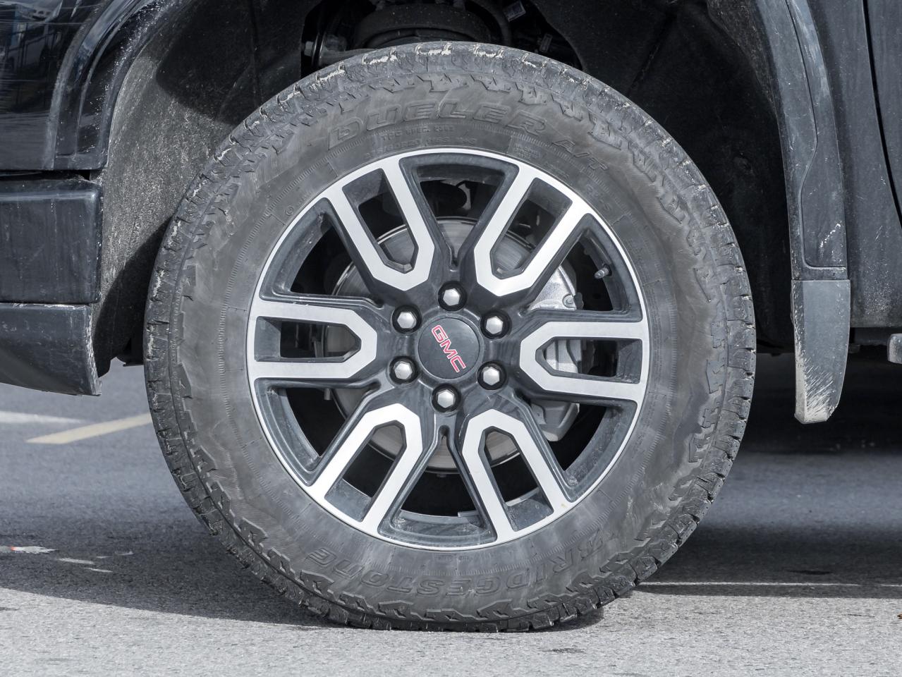 2025 GMC Sierra 1500 4WD Crew Cab 147  AT4 Photo