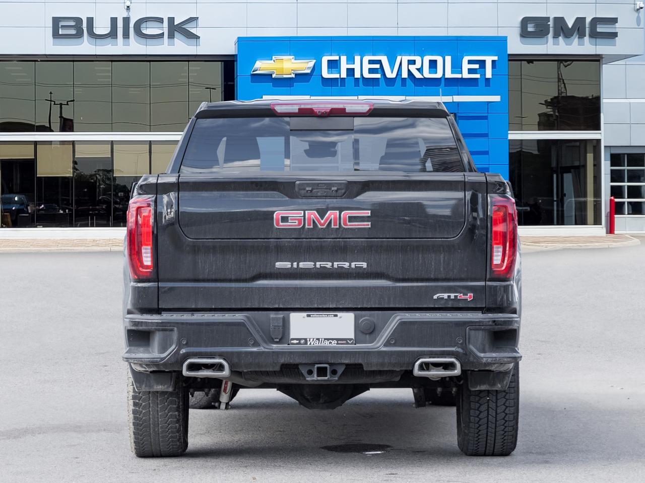 2025 GMC Sierra 1500 4WD Crew Cab 147  AT4 Photo