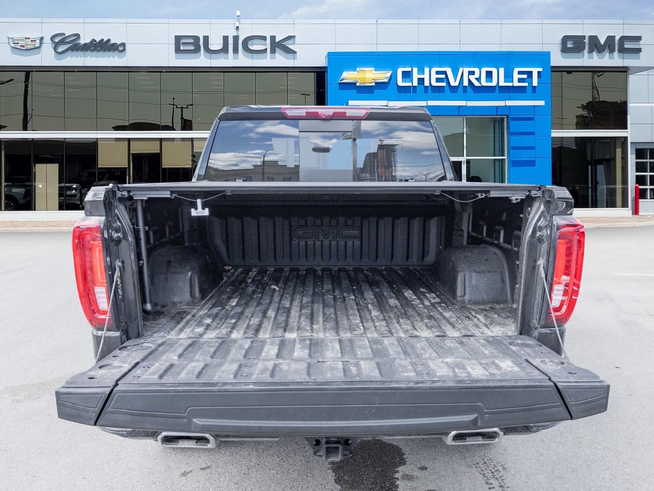 2025 GMC Sierra 1500 4WD Crew Cab 147  AT4 Photo