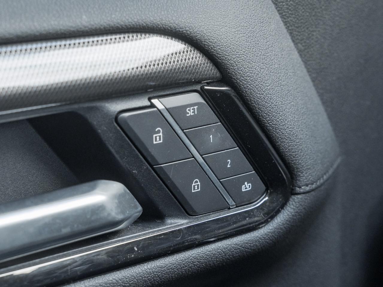 2025 GMC Sierra 1500 4WD Crew Cab 147  AT4 Photo