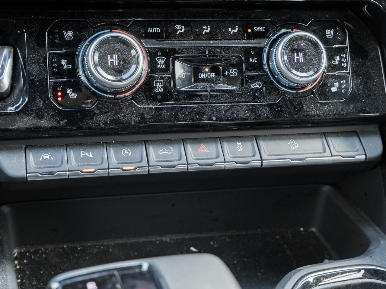 2025 GMC Sierra 1500 4WD Crew Cab 147  AT4 Photo