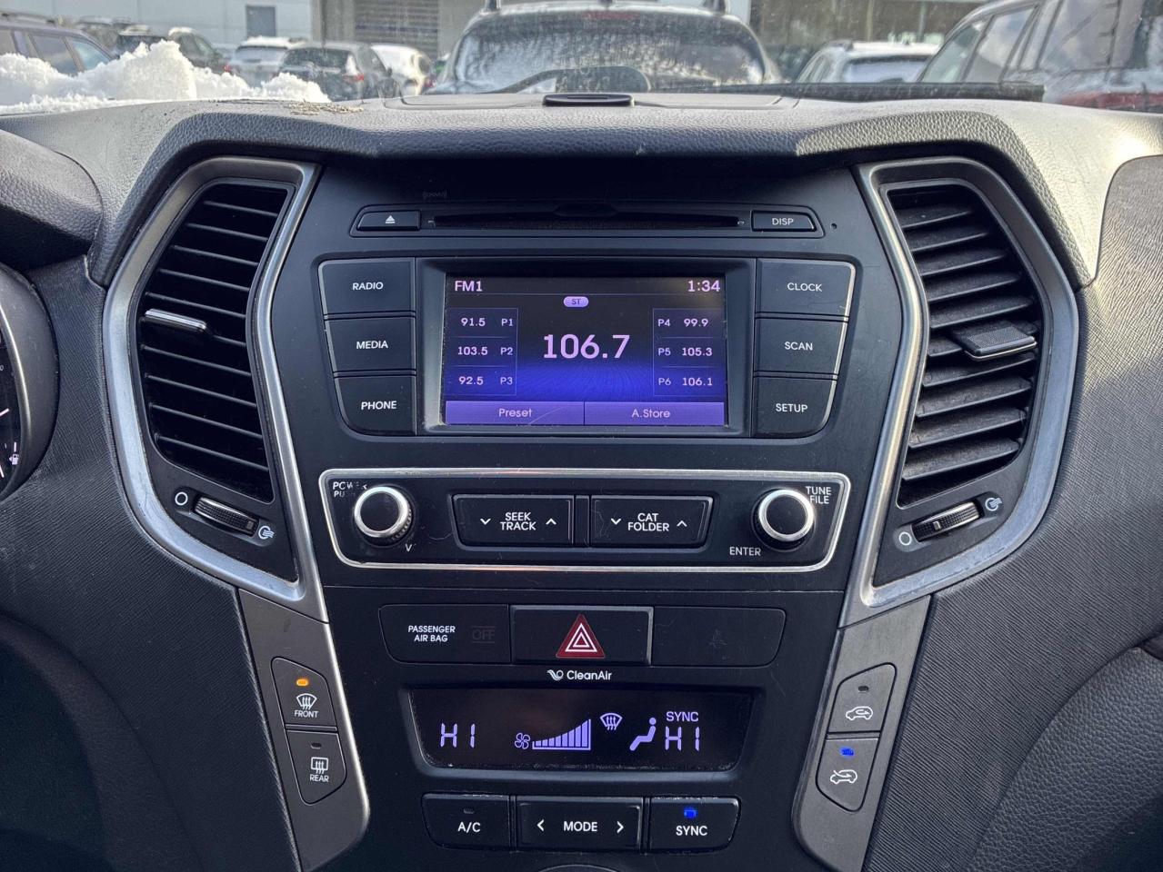 2018 Hyundai Santa Fe Sport Premium 2 Sets of Tires/Rims Photo3