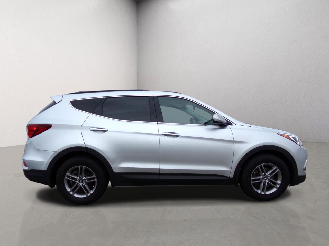 2018 Hyundai Santa Fe Sport Premium 2 Sets of Tires/Rims Photo