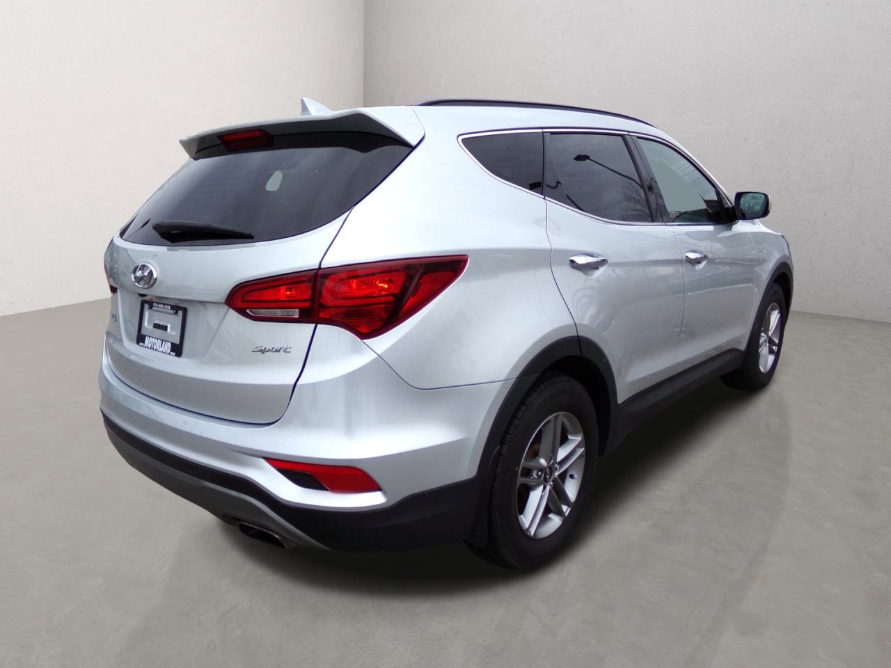 2018 Hyundai Santa Fe Sport Premium 2 Sets of Tires/Rims Photo