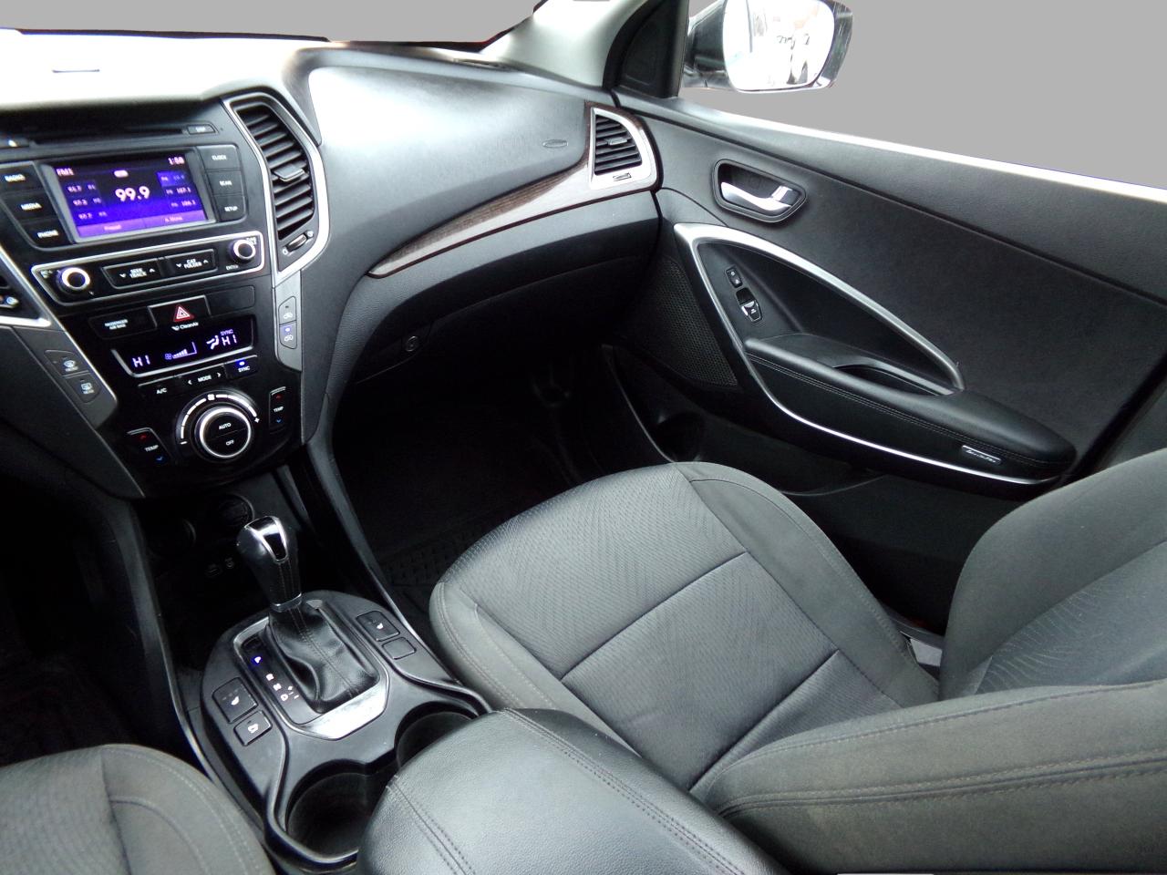 2018 Hyundai Santa Fe Sport Premium 2 Sets of Tires/Rims Photo