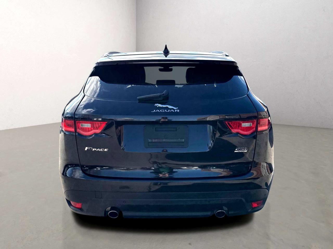 2019 Jaguar F-PACE 25t Premium Panoramic Sunroof Navi Photo