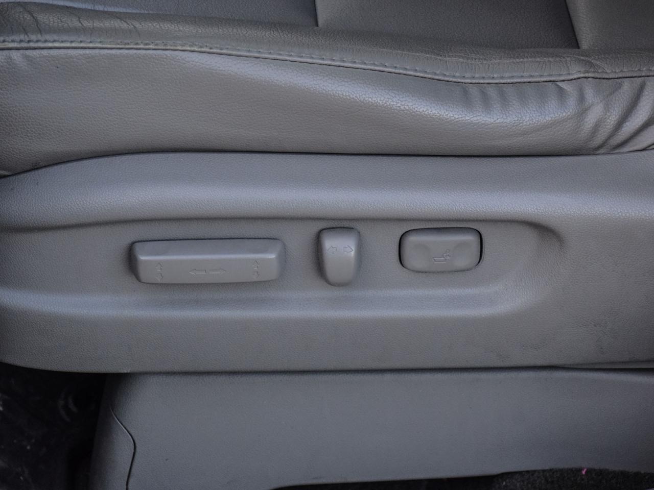 2014 Honda Odyssey Touring Photo