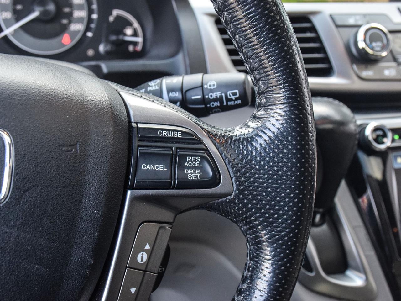 2014 Honda Odyssey Touring Photo