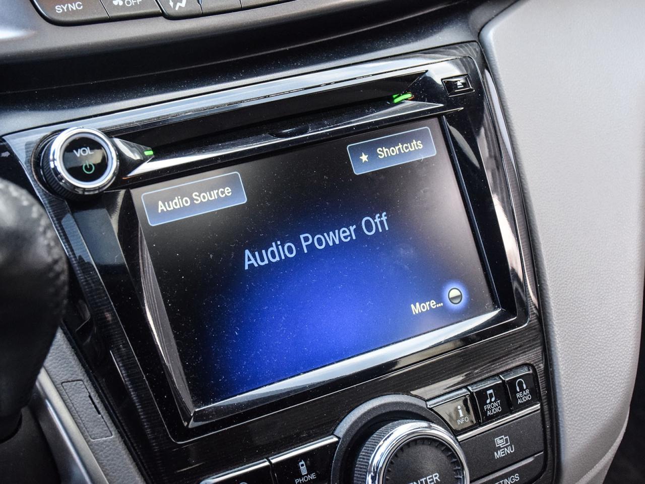 2014 Honda Odyssey Touring Photo