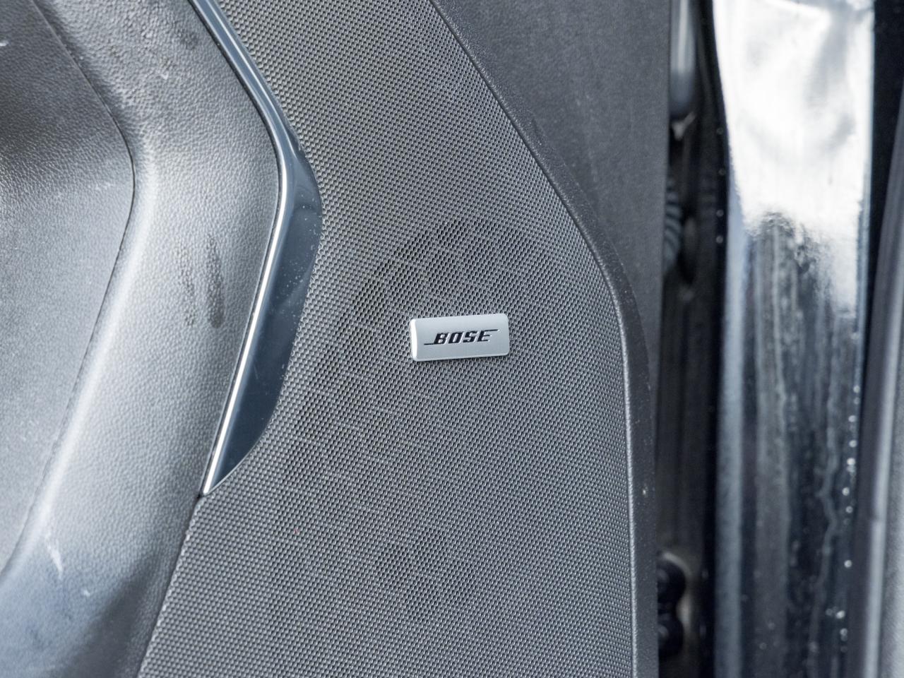 2023 GMC Yukon XL SLT Luxury Package, Trailering Equip Pkg, 5.3L V8 Photo