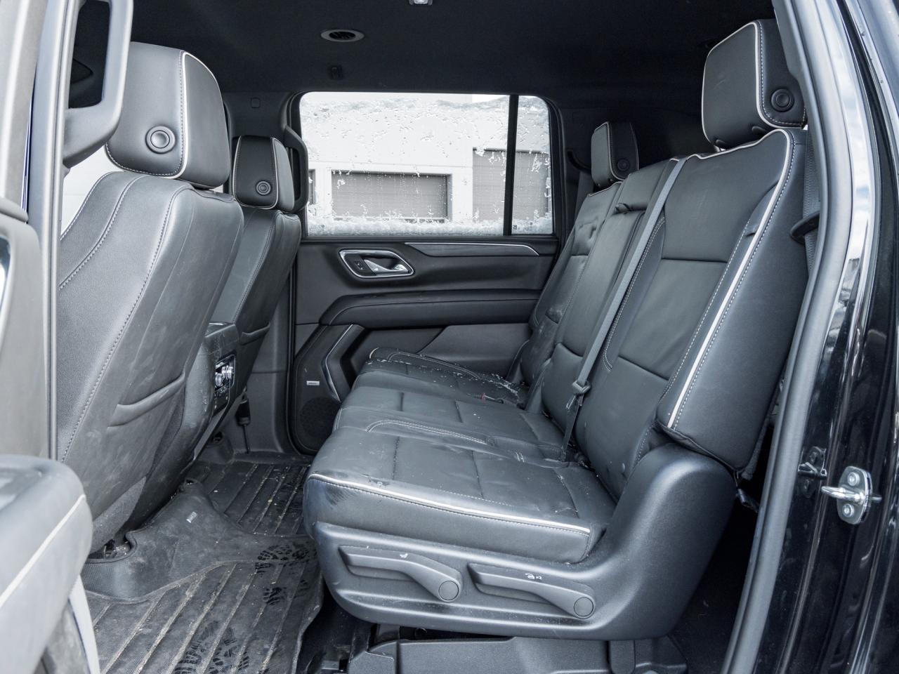 2023 GMC Yukon XL SLT Luxury Package, Trailering Equip Pkg, 5.3L V8 Photo