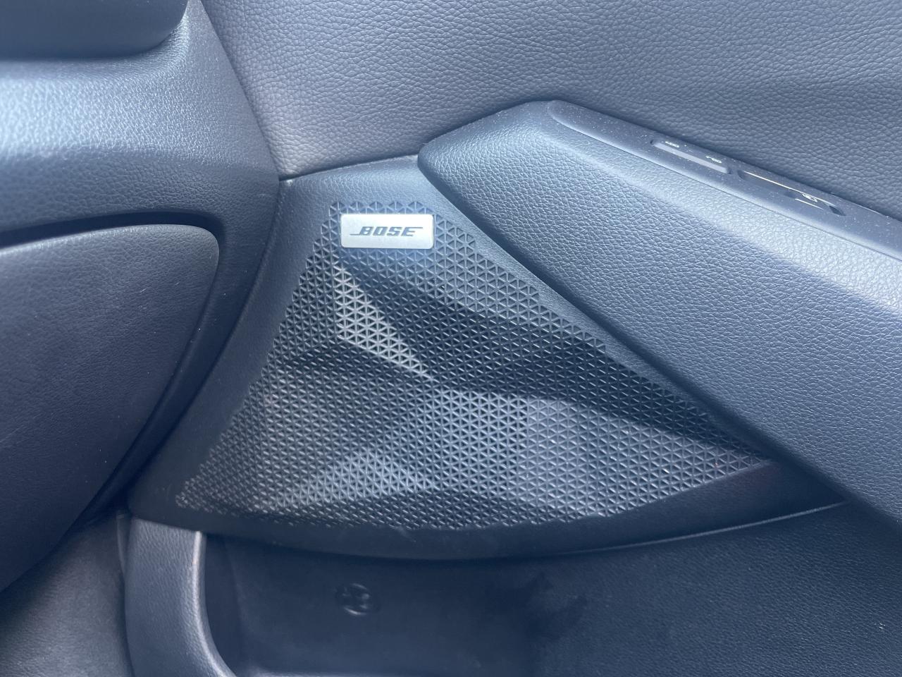 2023 Kia Seltos SX Turbo   AWD   Leather   Sunroof   Nav   Bose Photo