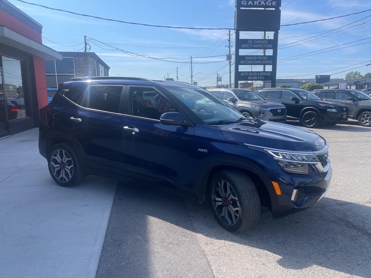 2023 Kia Seltos SX Turbo   AWD   Leather   Sunroof   Nav   Bose Photo