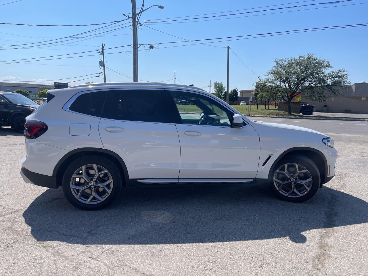 2023 BMW X3 xDrive30i   New Tires   Premium Essential Pkg Photo