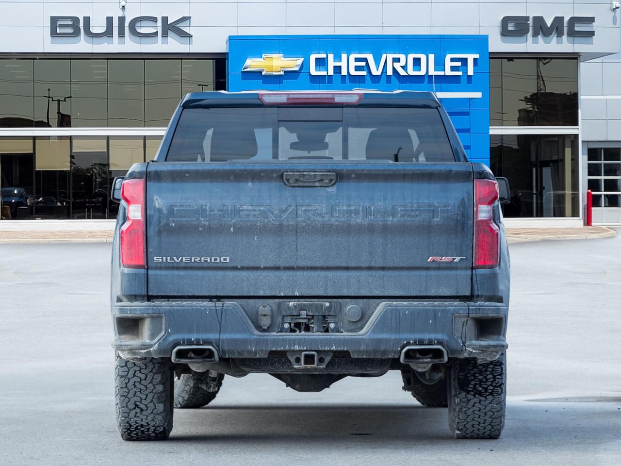 2022 Chevrolet Silverado 1500 4WD Crew Cab 147  RST Photo