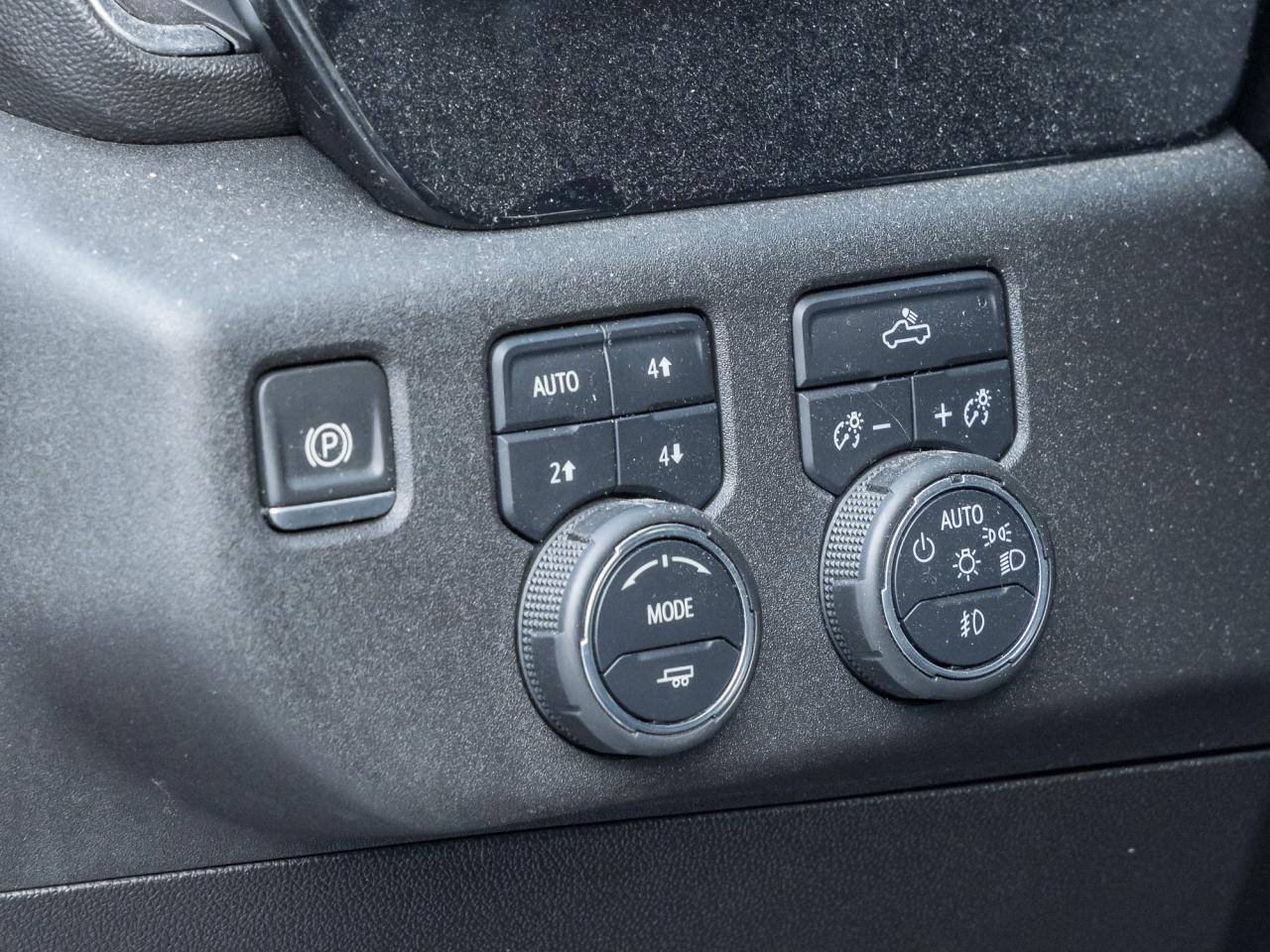 2022 Chevrolet Silverado 1500 4WD Crew Cab 147  RST Photo