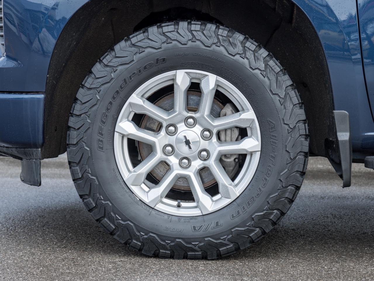 2022 Chevrolet Silverado 1500 4WD Crew Cab 147  RST Photo