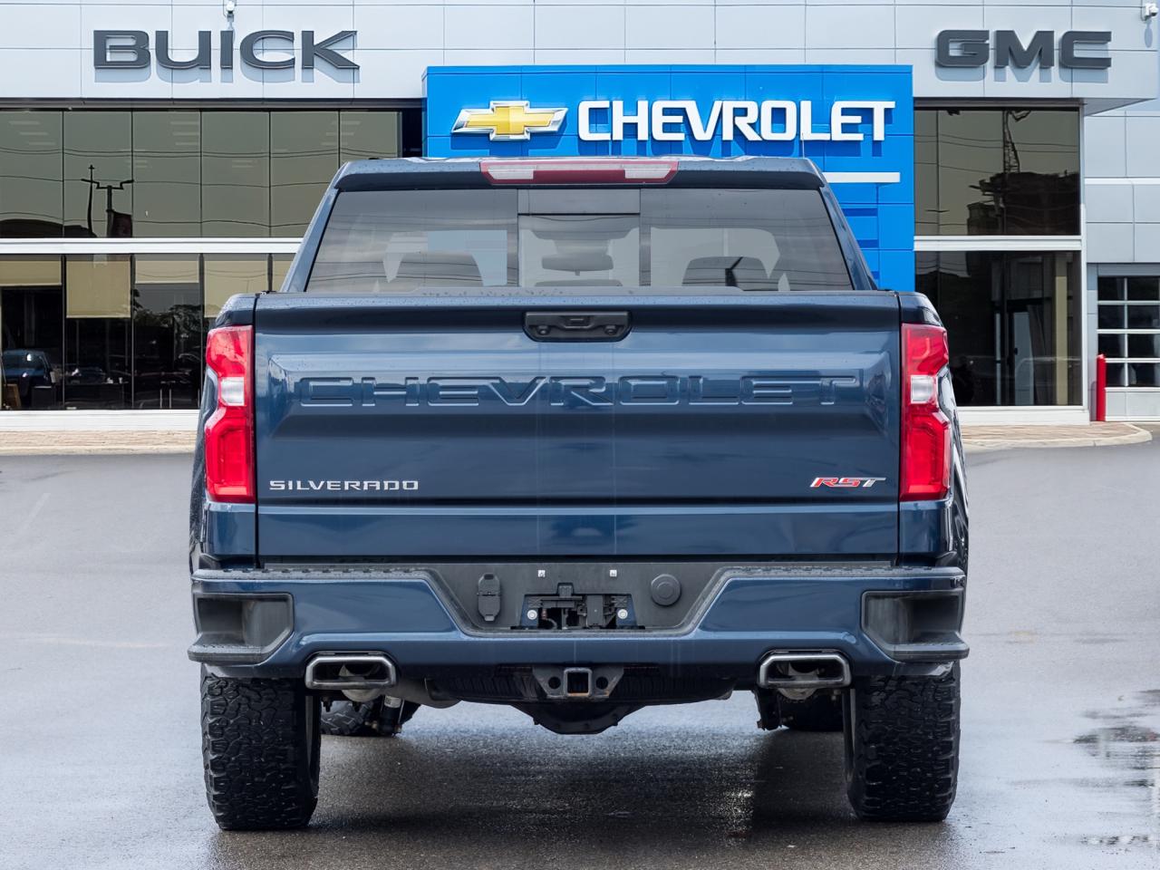2022 Chevrolet Silverado 1500 4WD Crew Cab 147  RST Photo