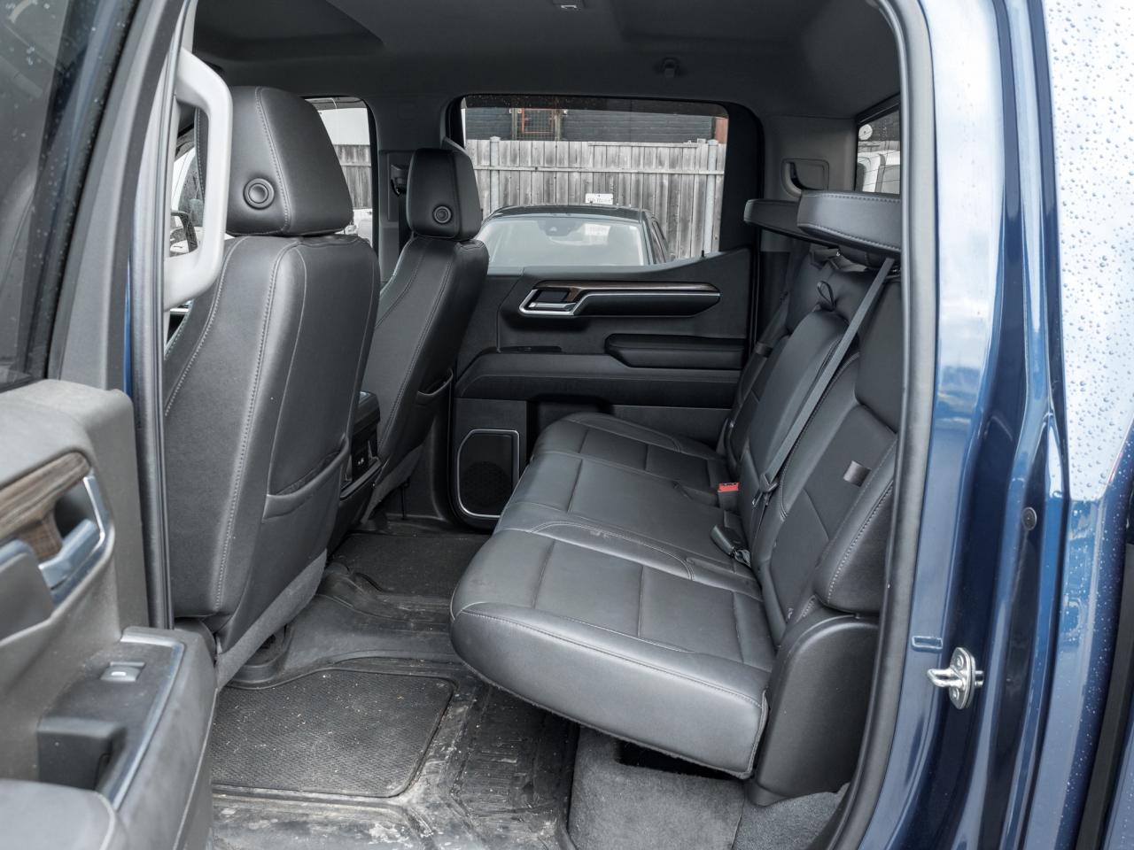 2022 Chevrolet Silverado 1500 4WD Crew Cab 147  RST Photo