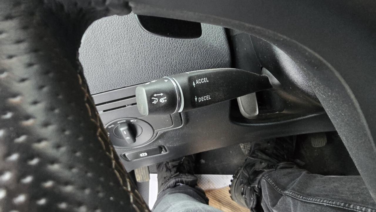 2023 Mercedes-Benz Metris Passenger Van 135WB - 10Ft Cargo - Only 9000km! Photo