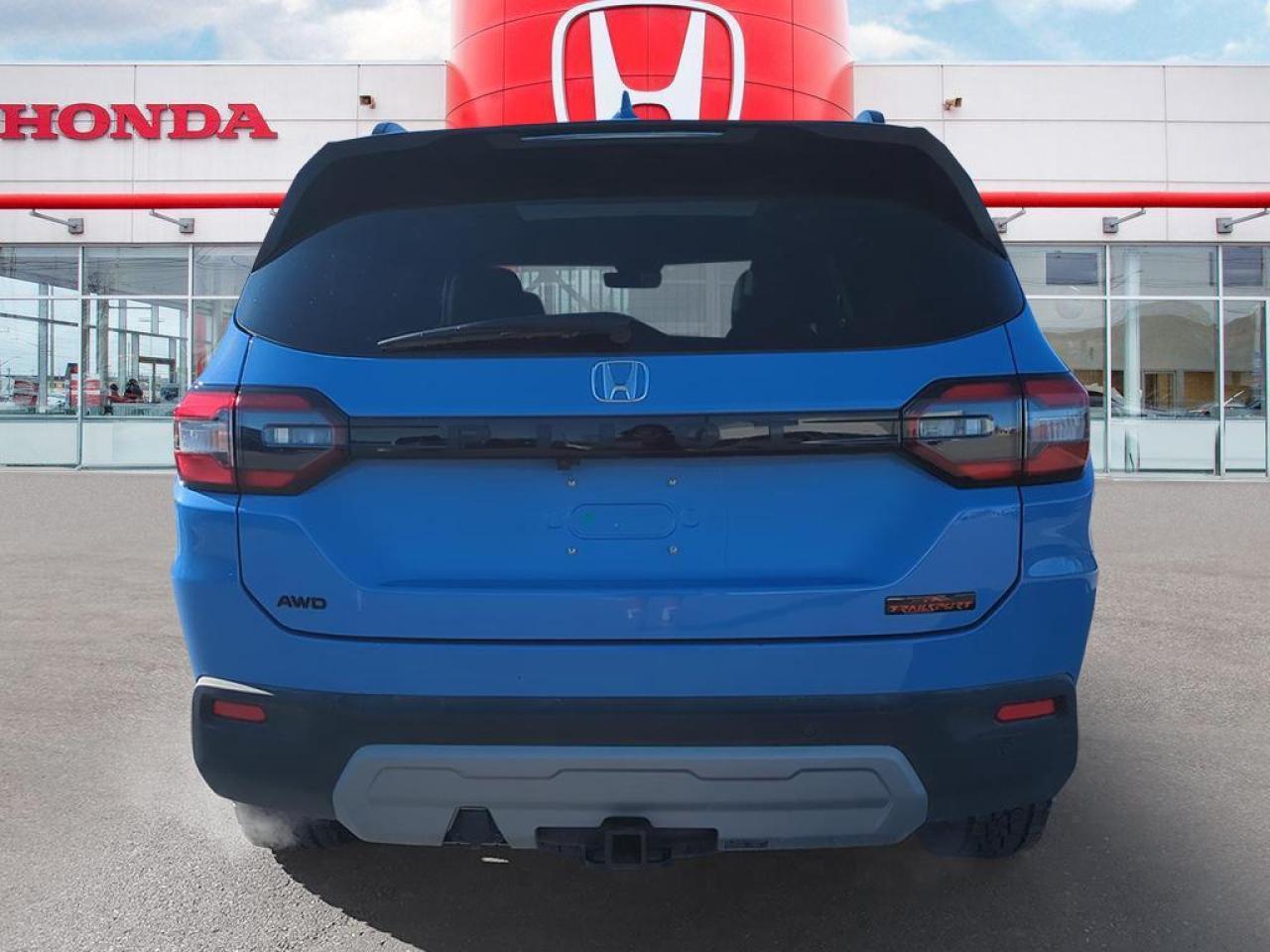 2025 Honda Pilot TrailSport Photo4