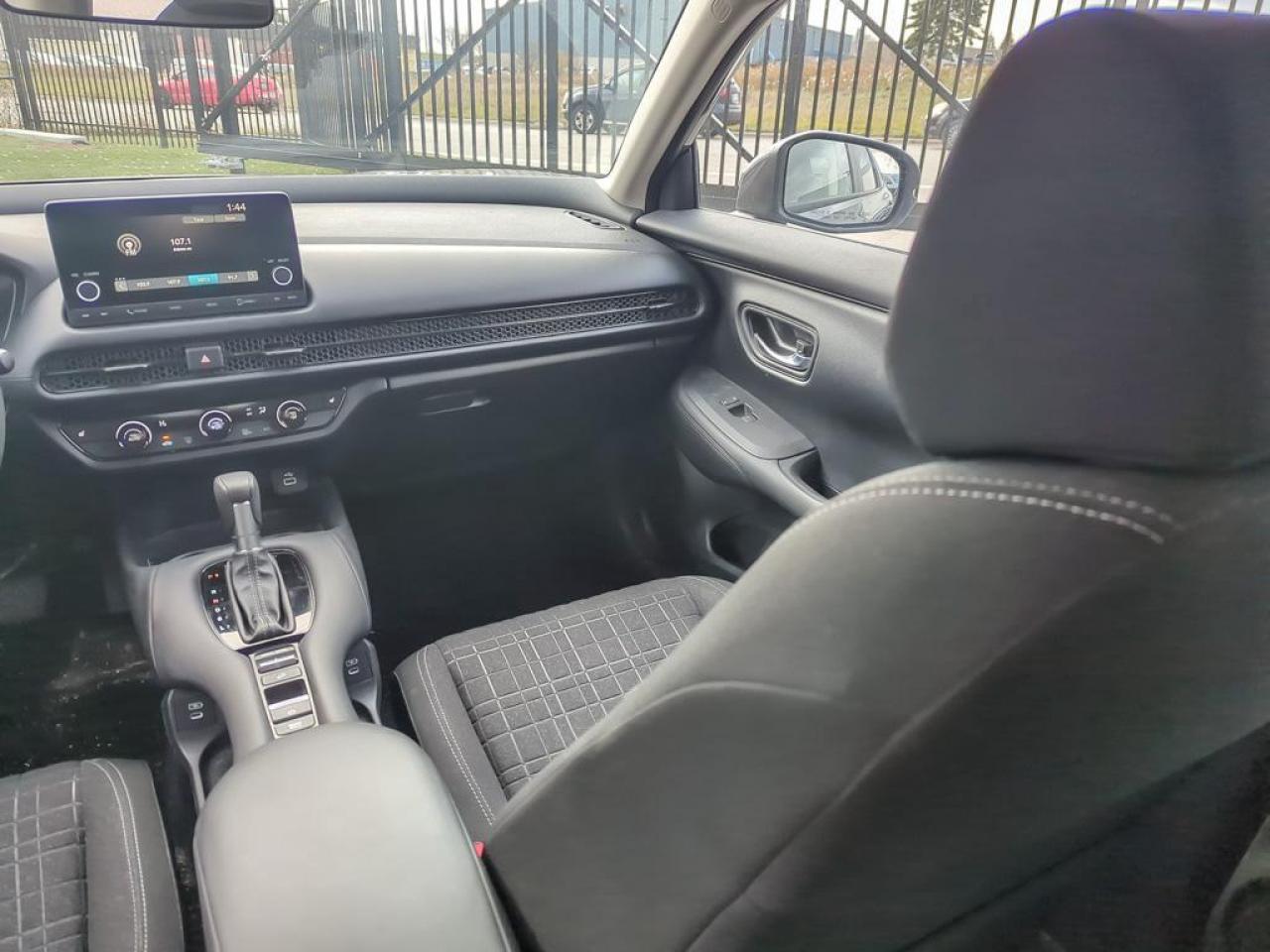 2024 Honda HR-V LX Photo