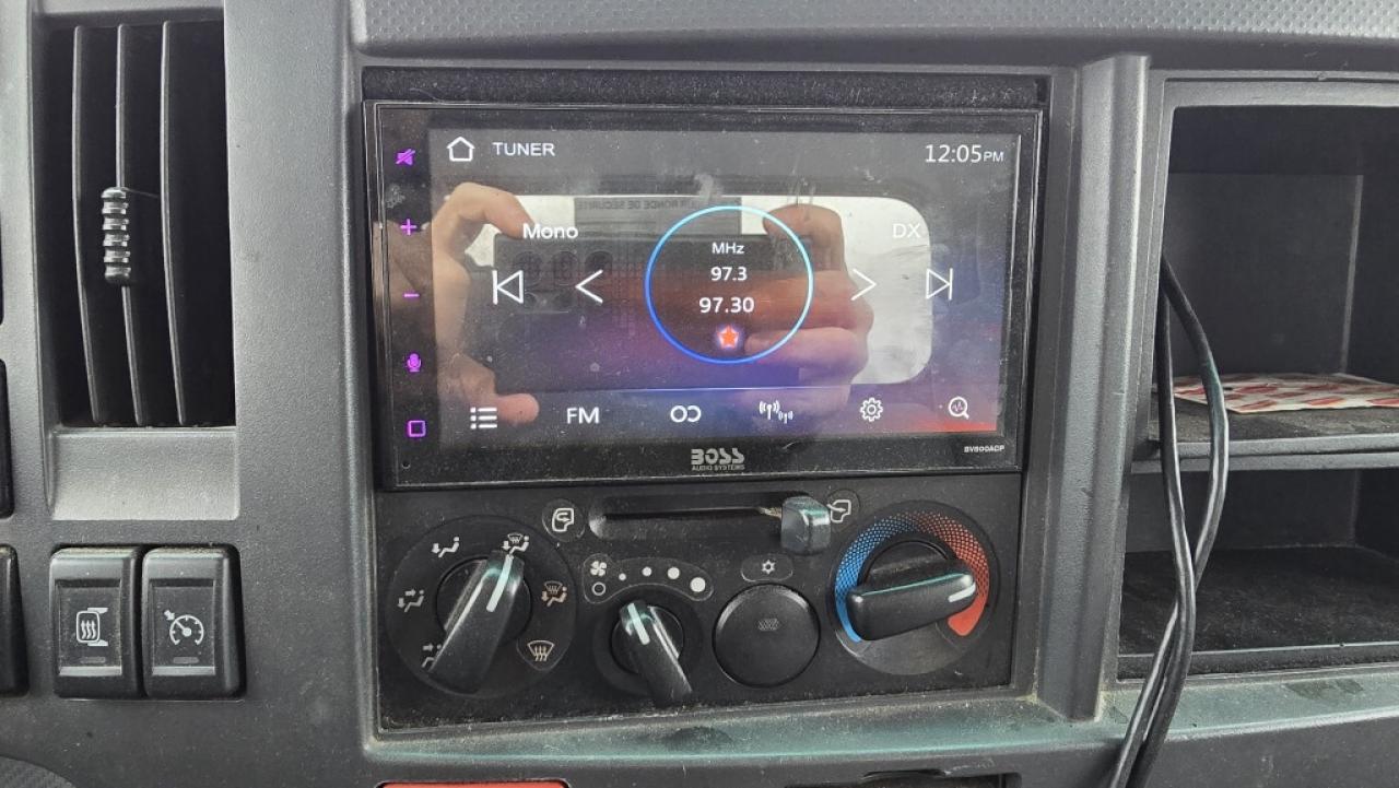 2018 Isuzu NPR NPR HD - 20Ft - Ramp - V8 Gasoline Photo