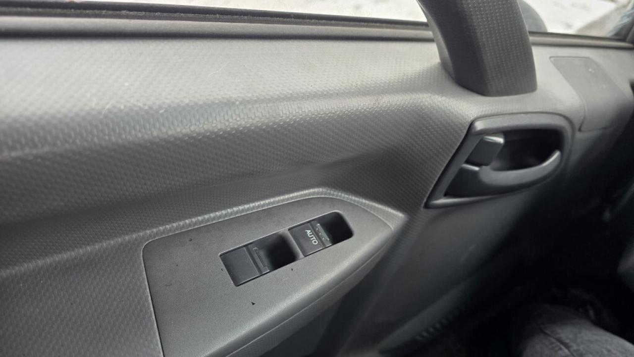 2018 Isuzu NPR NPR HD - 20Ft - Ramp - V8 Gasoline Photo