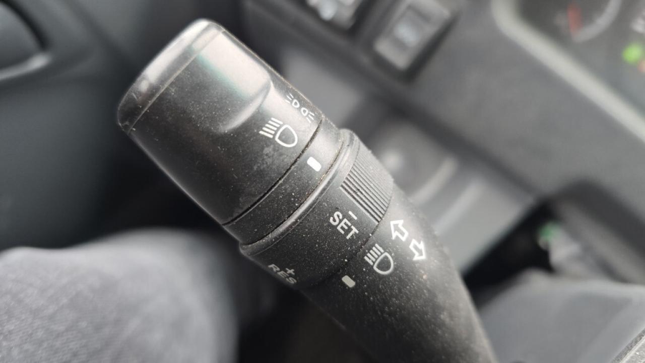 2018 Isuzu NPR NPR HD - 20Ft - Ramp - V8 Gasoline Photo