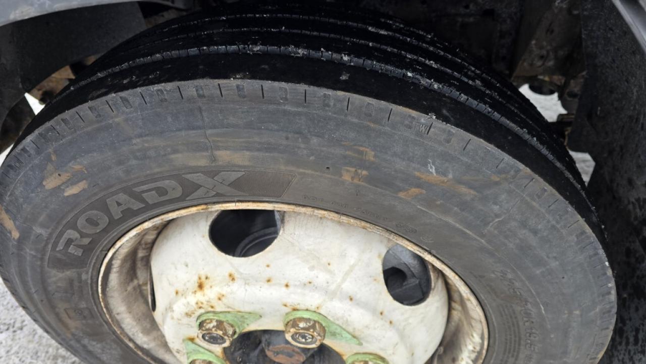 2018 Isuzu NPR NPR HD - 20Ft - Ramp - V8 Gasoline Photo