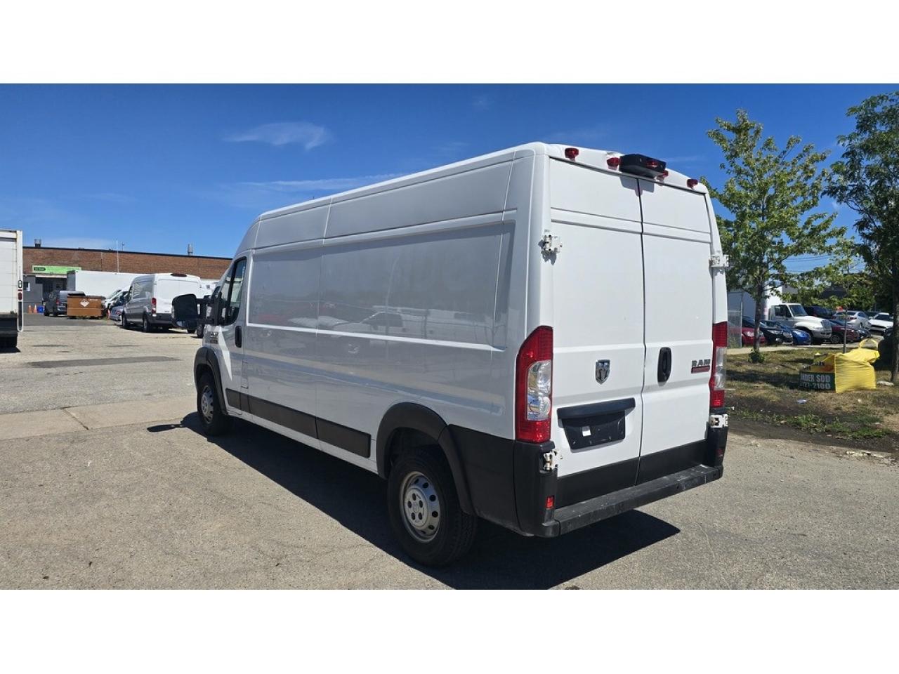 2021 RAM ProMaster 159WB (12Ft Cargo Length) - V6 Gas - 3 PASS Photo
