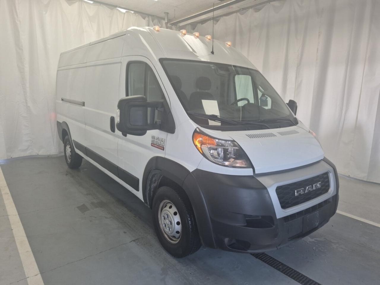 2021 RAM ProMaster 159WB (12Ft Cargo Length) - V6 Gas - 3 PASS Photo