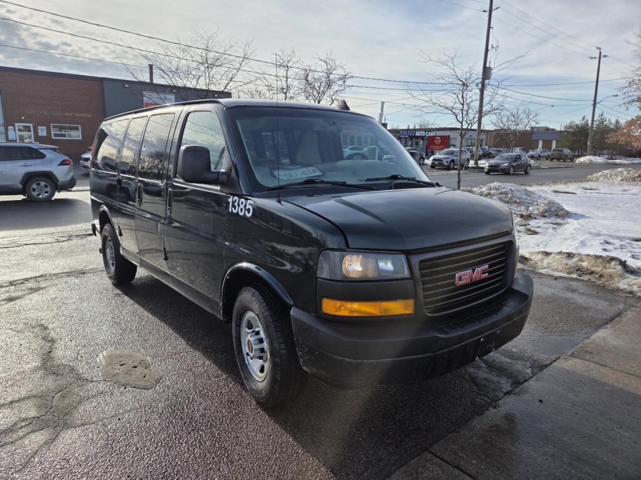 2018 GMC Savana Passenger Savana 3500 LS - 8 Passenger - V8 Gas Photo4