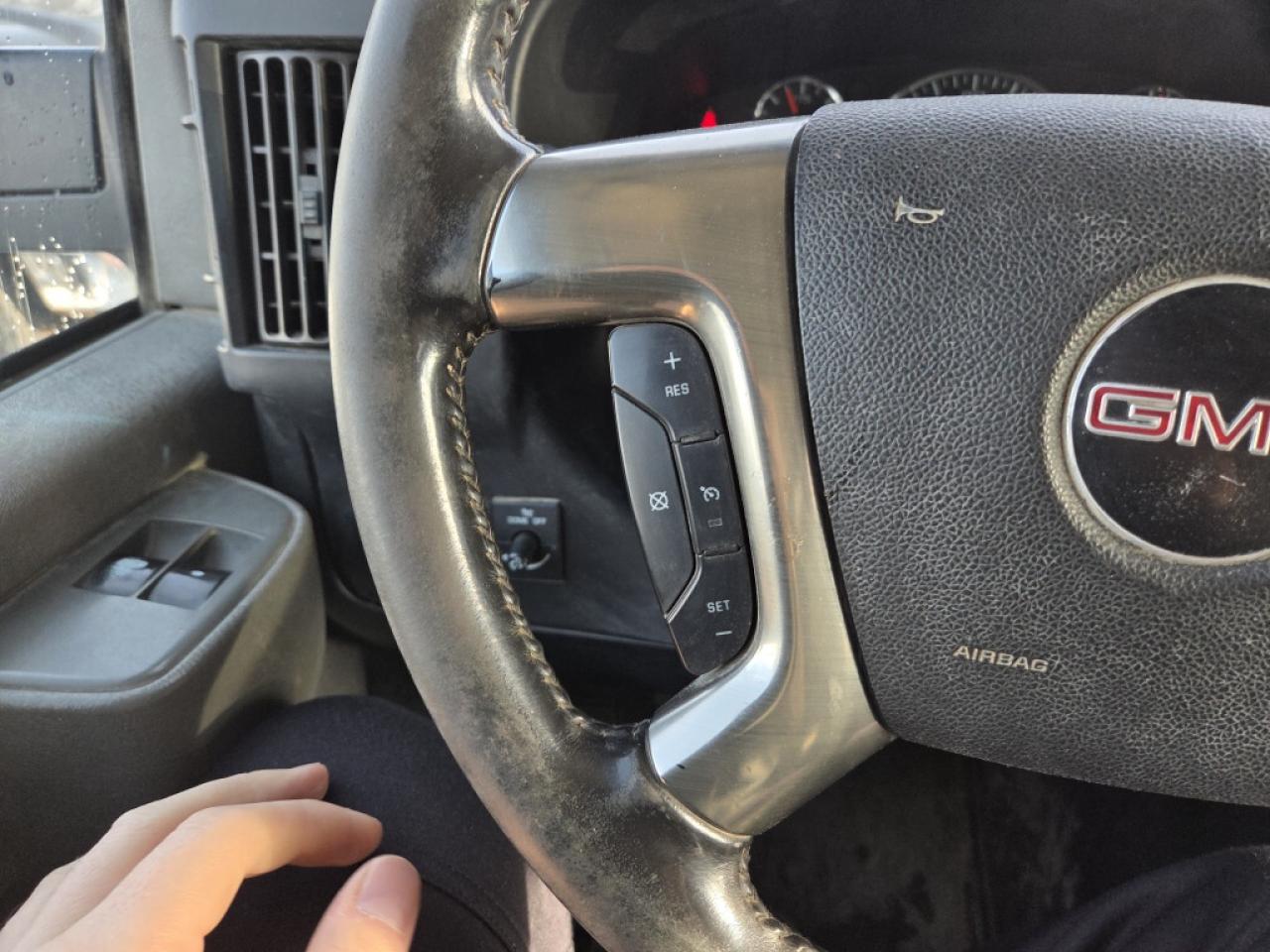 2018 GMC Savana Passenger Savana 3500 LS - 8 Passenger - V8 Gas Photo