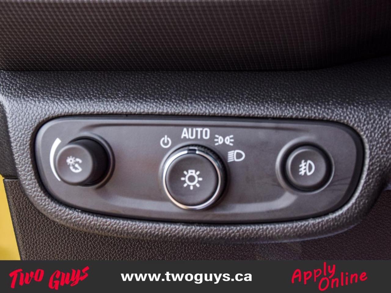 2023 Chevrolet TrailBlazer 1RS AWD   Htd Cloth   Remote Start   Lease Return Photo