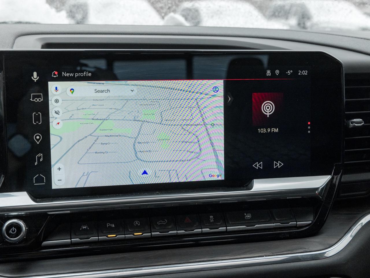 2025 GMC Sierra 1500 4WD Crew Cab 157  SLT Photo