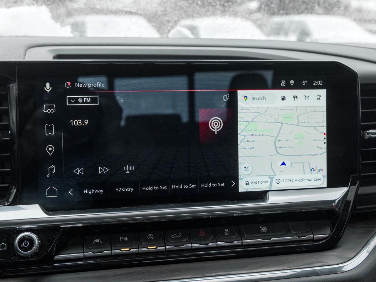 2025 GMC Sierra 1500 4WD Crew Cab 157  SLT Photo