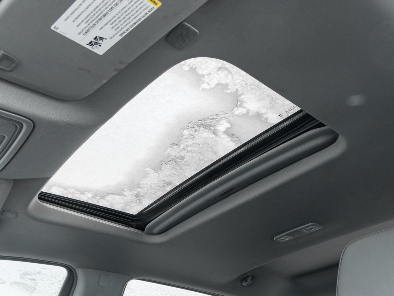 2025 GMC Sierra 1500 4WD Crew Cab 157  SLT Photo