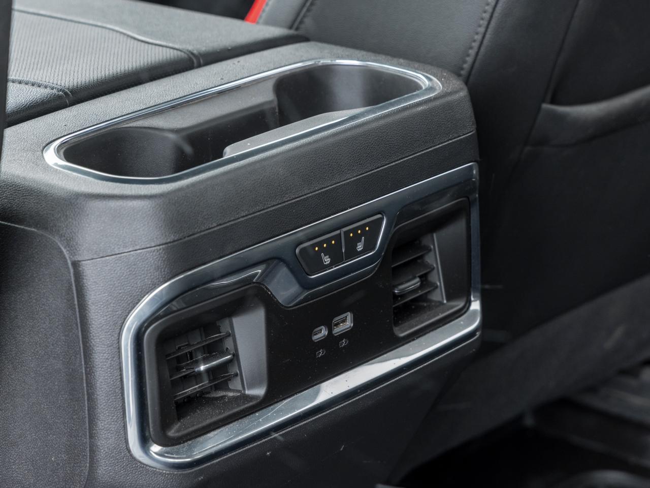 2025 GMC Sierra 1500 4WD Crew Cab 157  SLT Photo