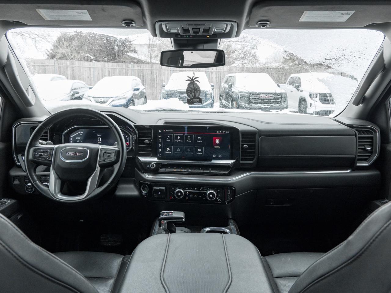 2025 GMC Sierra 1500 4WD Crew Cab 157  SLT Photo