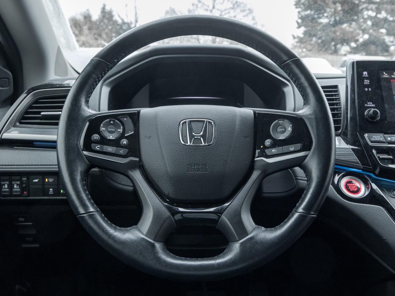 2022 Honda Odyssey Touring Auto Photo