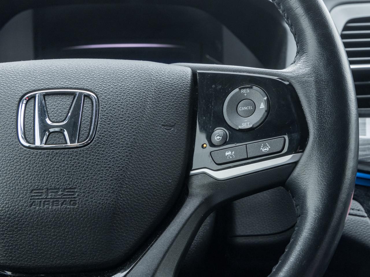 2022 Honda Odyssey Touring Auto Photo